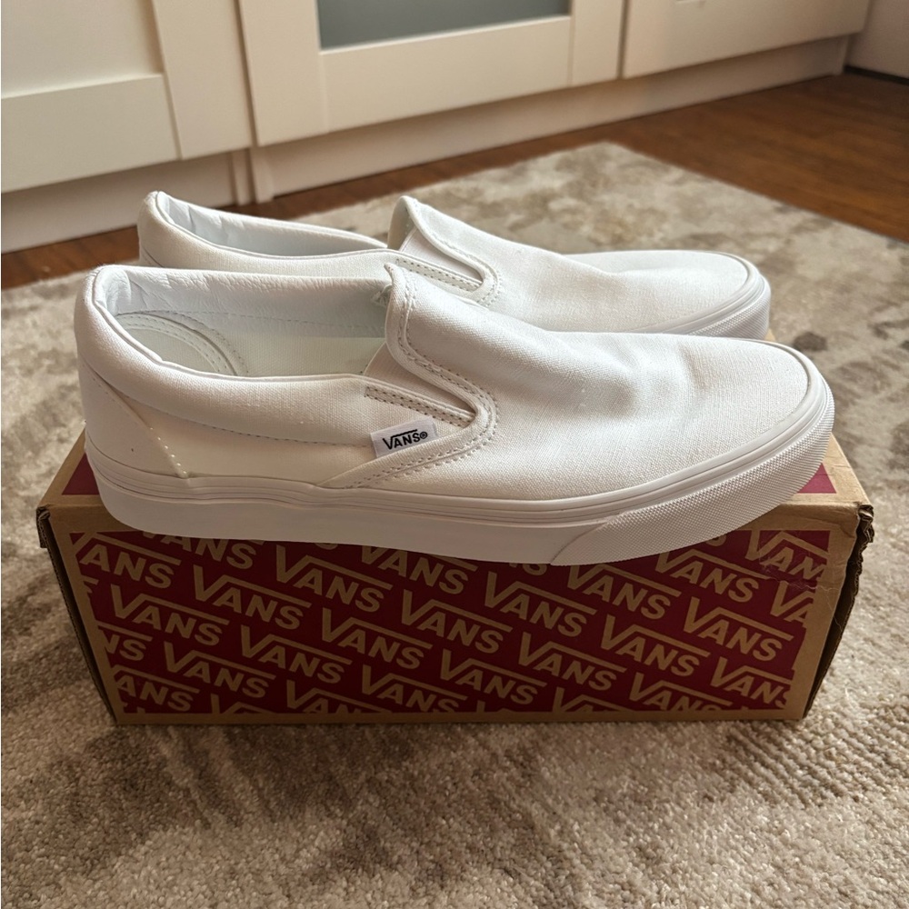 NIB Vans White Slip-On Sneakers